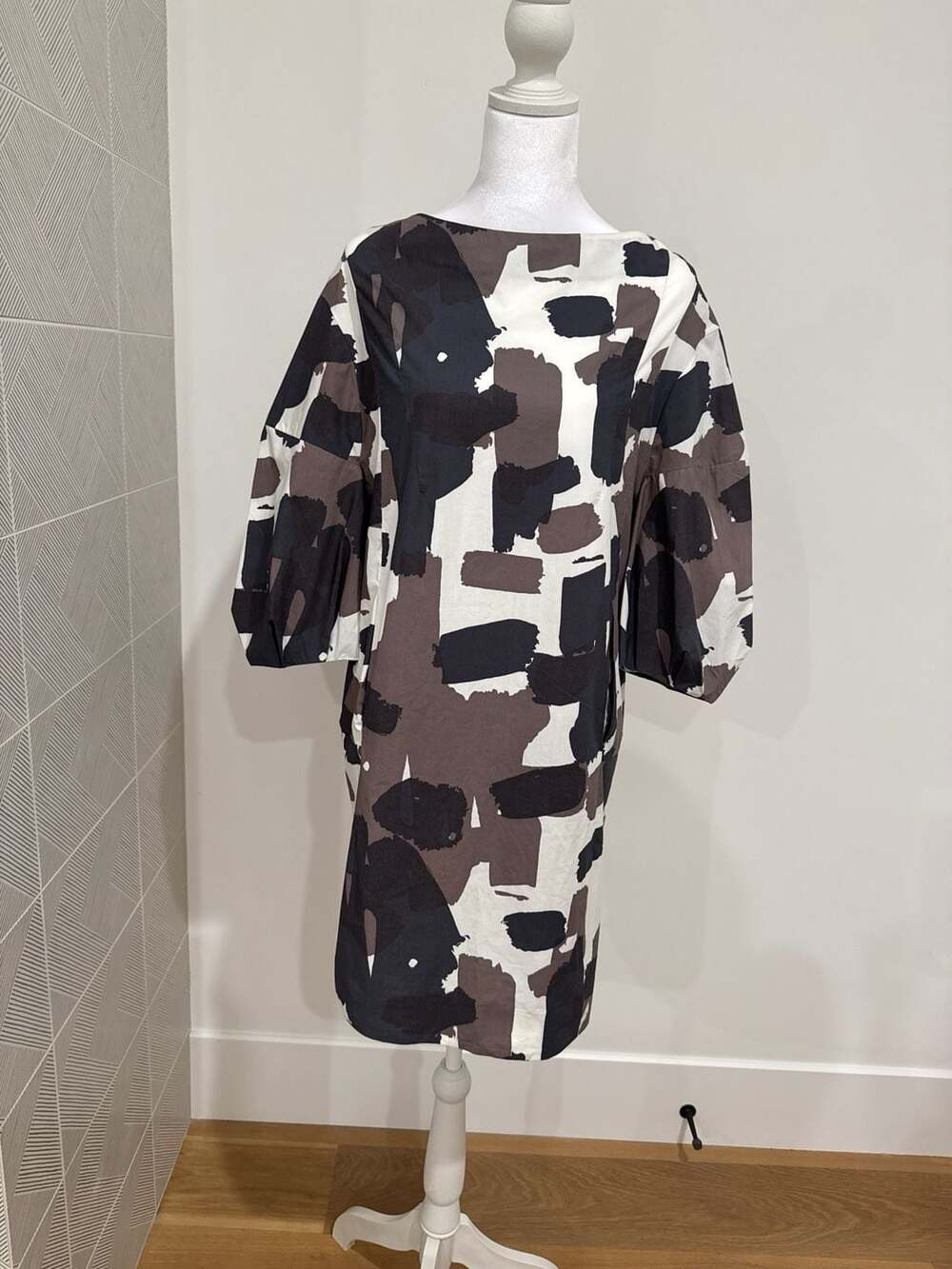 Marni Abstract Brushstroke Print Balloon Sleeve Boat Neck Dress